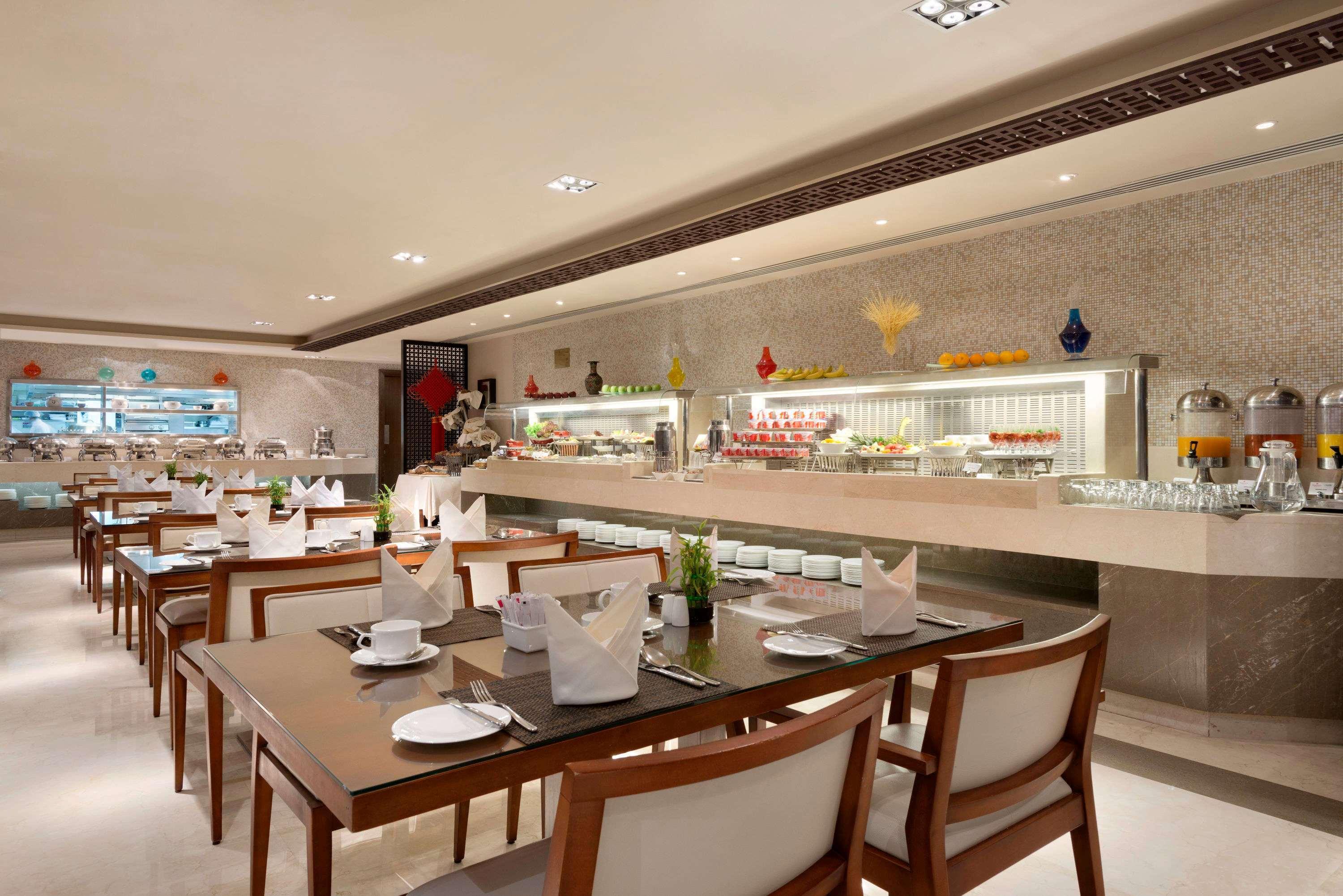 Ramada Downtown 4* Abu Dhabi