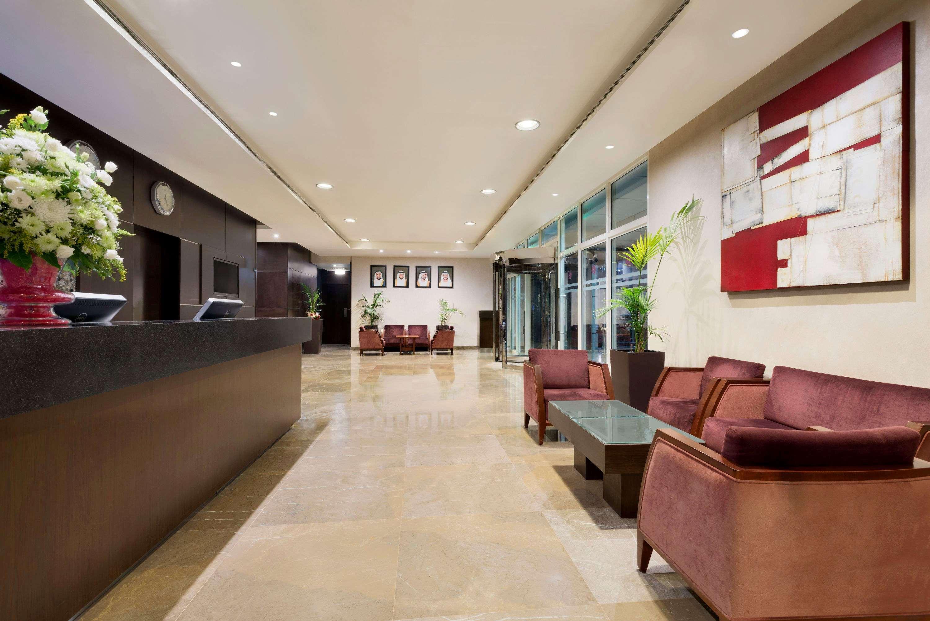 Ramada Downtown Hotel 4*