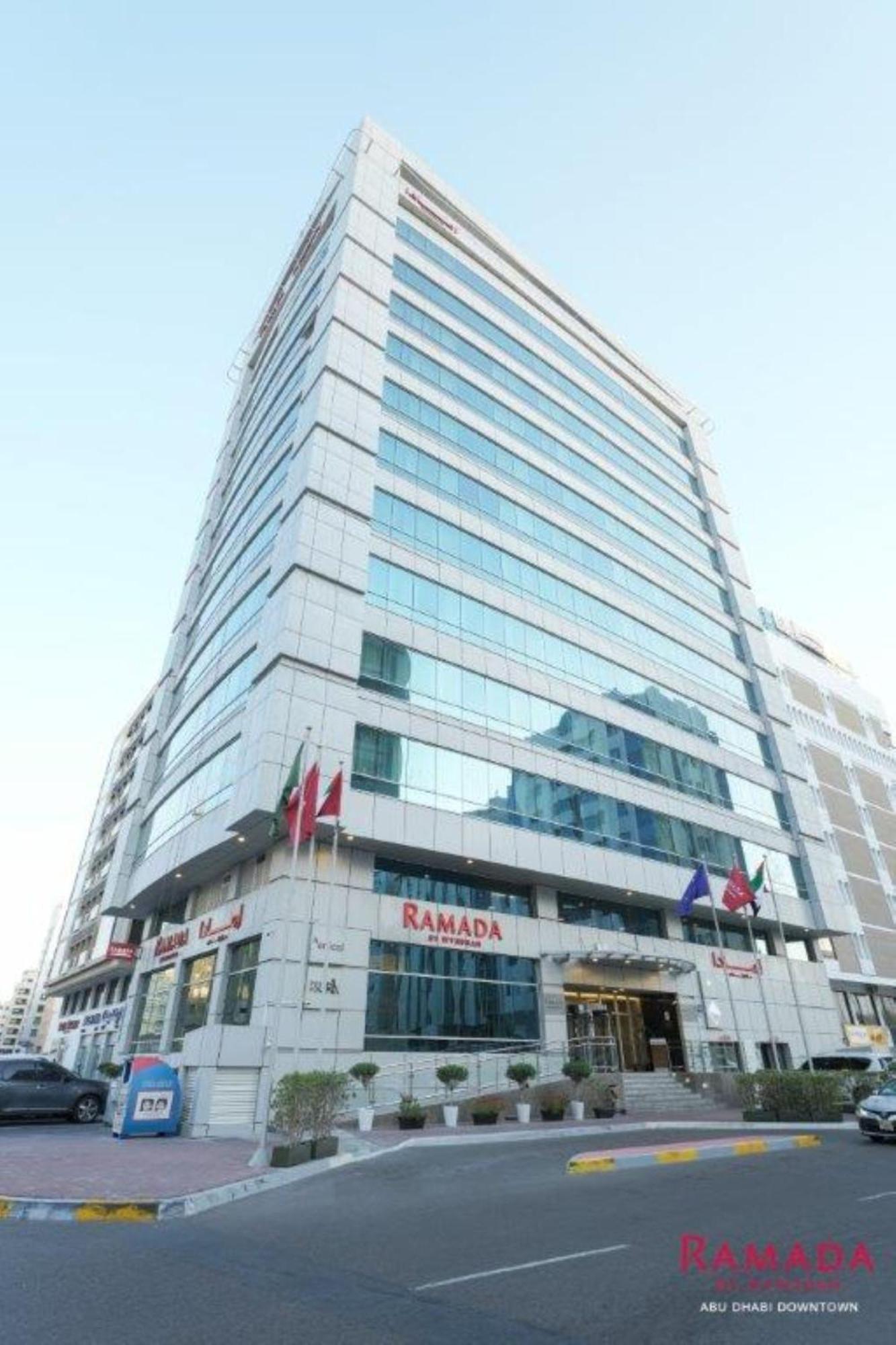 Ramada Downtown 4* Abu Dhabi