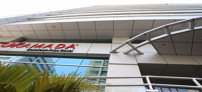 Hotel Ramada Downtown 4*